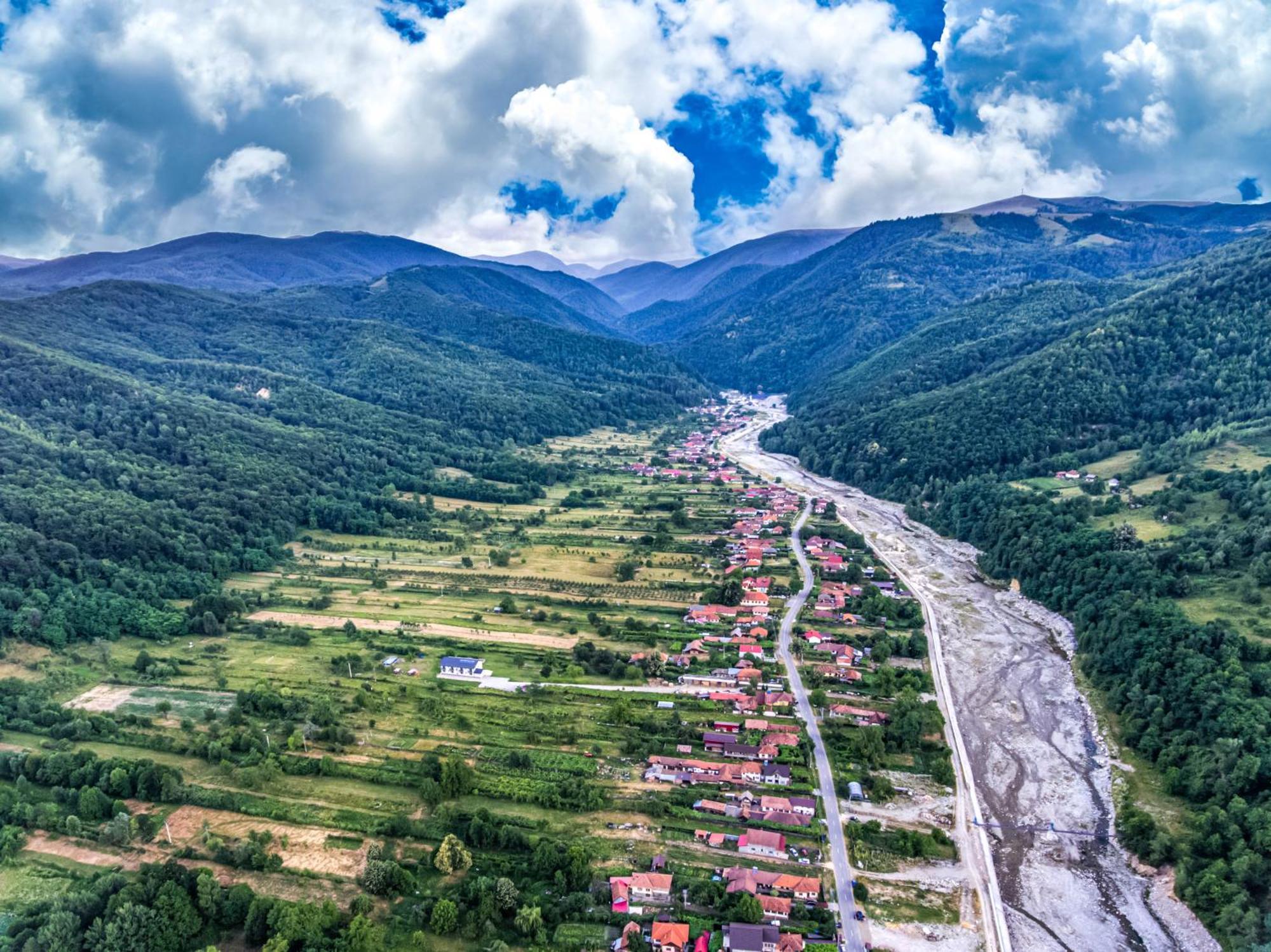 Transalpina Retreat Ξενοδοχείο Novaci-Străini Εξωτερικό φωτογραφία